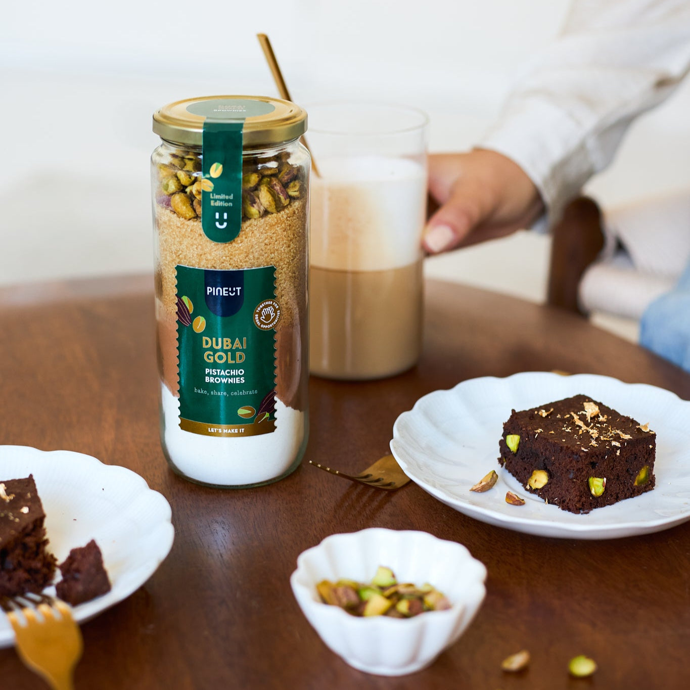 Brownies Dubai Gold | Édition limitée | Préparation pour gâteau à faire soi-même
